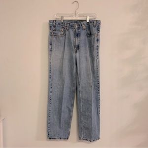 Levi’s 550 relaxed fit mom jeans
